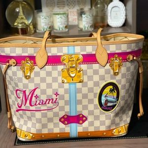 LOUIS VUITTON
Damier Azur Summer Trunks Miami Neo Neverfull MM